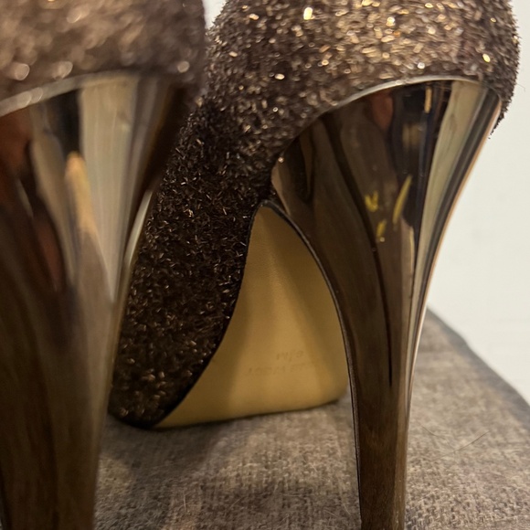 Sparkle Heels - Picture 4 of 10